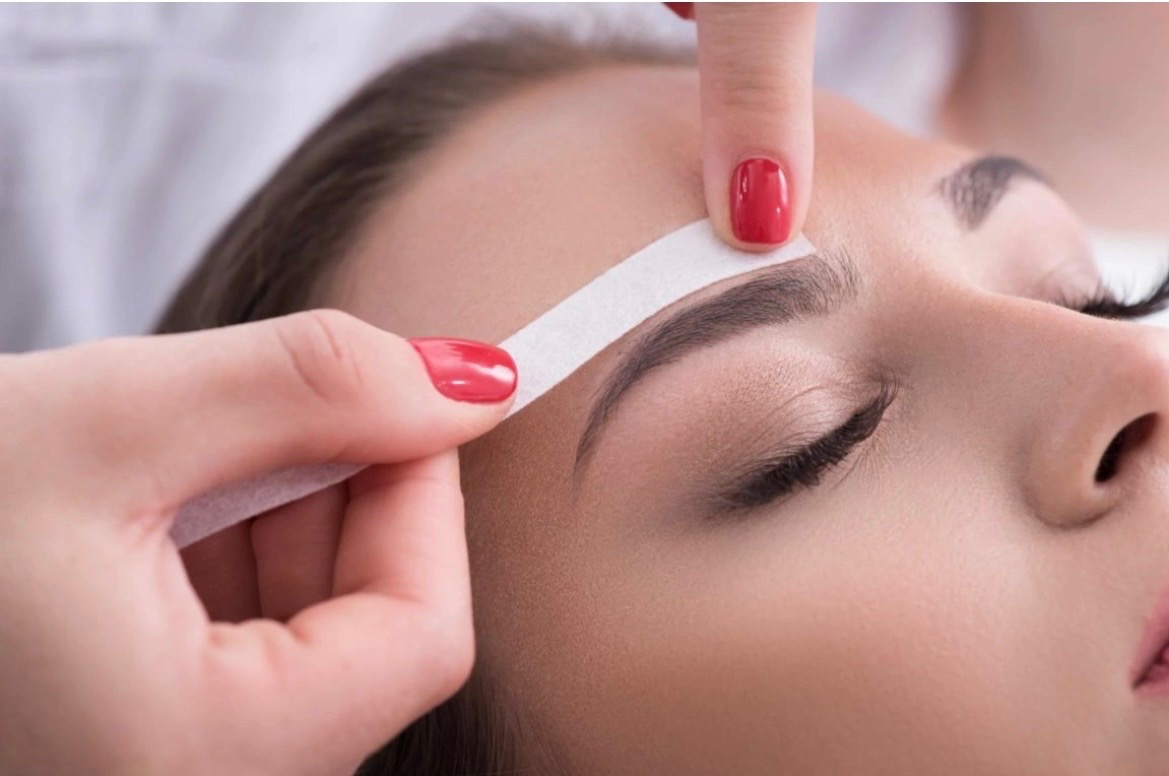 Eyebrows Wax